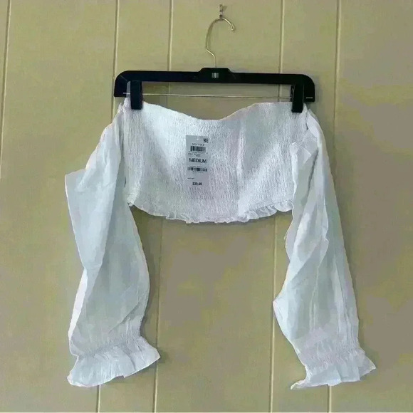 And Now This Womens Solid White Smocked Crop Top Off The Shoulder Size Medium - Picture 5 of 13